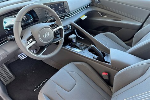 New 2025 Hyundai Elantra Sport image 7