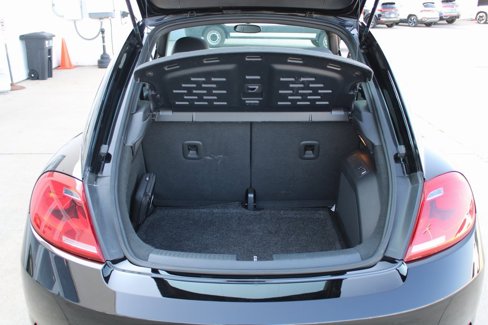 Used 2013 Volkswagen Beetle 2.5 image 23