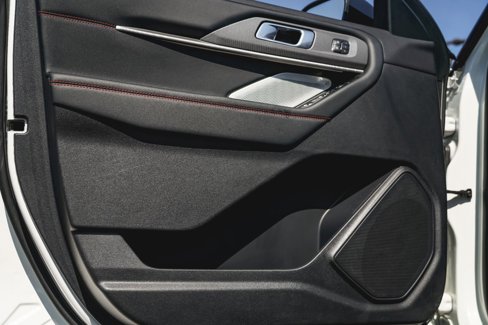 Used 2025 Ford Explorer ST image 15