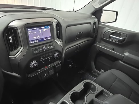 Used 2020 Chevrolet Silverado 1500 Custom w/ Custom Value Package image 25
