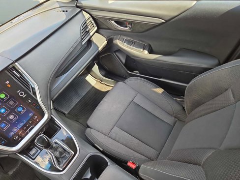 Used 2022 Subaru Outback Premium image 14