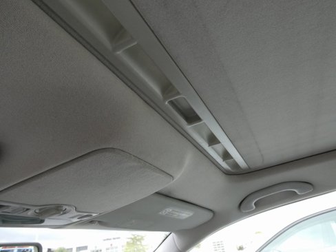 Used 2006 Volkswagen Golf GLS image 18