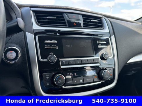 Used 2018 Nissan Altima 2.5 SV image 16