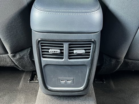 Used 2022 Dodge Charger SXT w/ Blacktop Package image 42