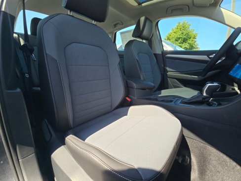 New 2025 Volkswagen Jetta SE image 12