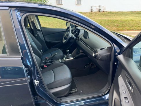 Used 2017 Toyota Yaris iA image 21