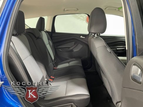 Used 2017 Ford Escape SE w/ SE Cold Weather Package image 21