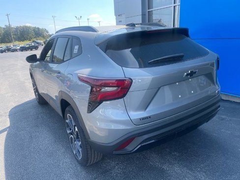 New 2026 Chevrolet Trax RS image 8