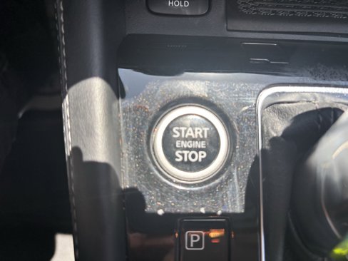 Used 2021 Nissan Kicks SR w/ SR Premium Package image 32