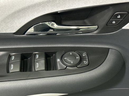 Used 2019 Chevrolet Bolt LT image 16