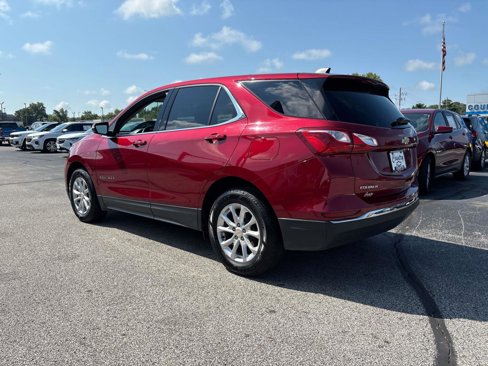 Used 2019 Chevrolet Equinox LT image 2
