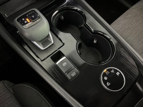Used 2023 Nissan Rogue SV image 13