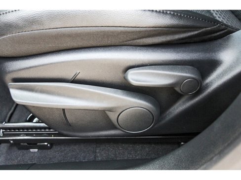 Used 2025 Jeep Compass Latitude image 29