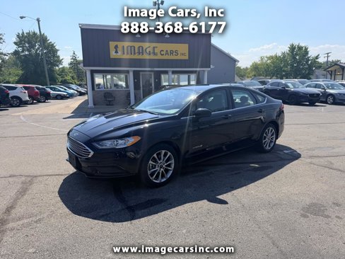 Used 2017 Ford Fusion S image 1