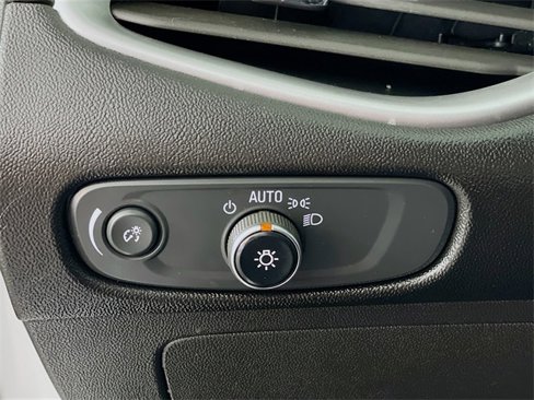 Used 2023 Chevrolet Malibu LT image 12