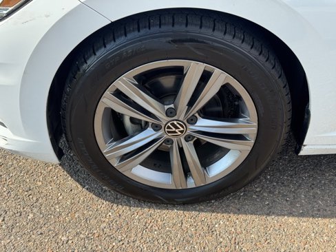 Used 2019 Volkswagen Jetta R-Line image 7