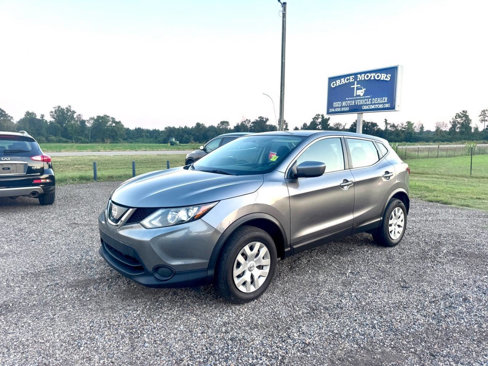 Used 2019 Nissan Rogue Sport S image 2