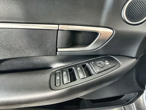 Used 2023 Hyundai Sonata SE image 15