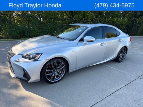 Used 2017 Lexus IS 200t F Sport image 1