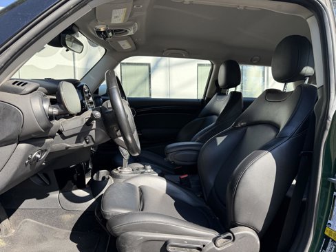 Used 2022 MINI Cooper SE image 5