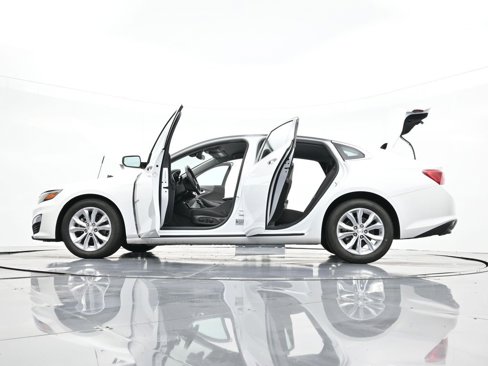 Used 2023 Chevrolet Malibu LT w/ Driver Confidence Package image 48