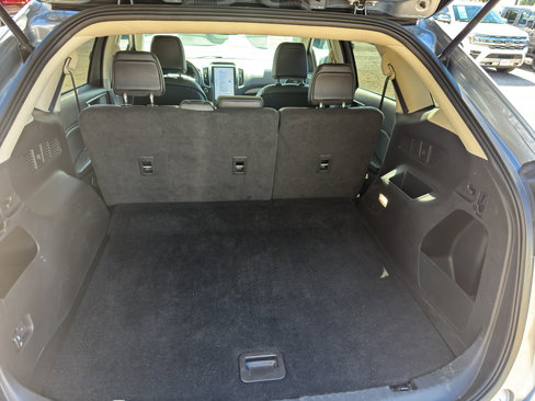 Used 2024 Ford Edge SEL image 30
