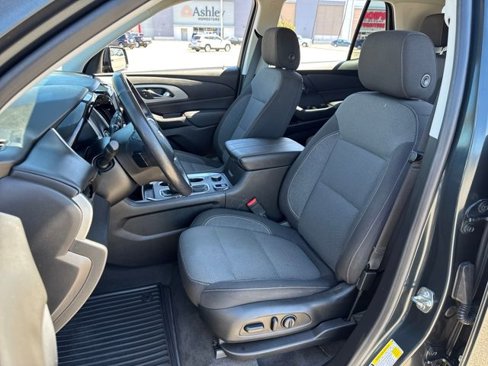 Used 2019 Chevrolet Traverse LT image 4