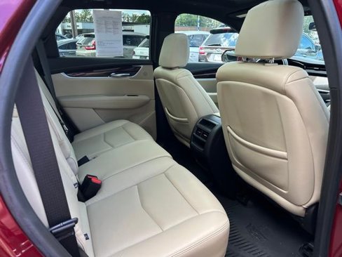 Used 2018 Cadillac XT5 Luxury w/ Driver Awareness Package image 23