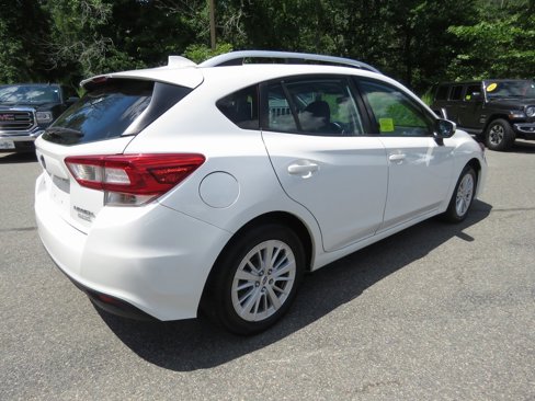 Used 2017 Subaru Impreza 2.0i Premium image 6
