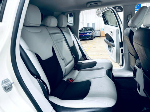 Used 2018 Jeep Compass Latitude w/ Popular Equipment Group image 35