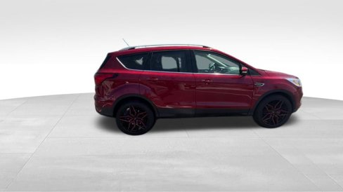 Used 2019 Ford Escape Titanium image 36