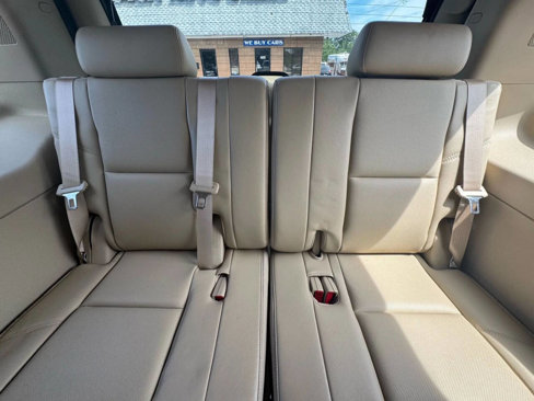 Used 2011 Chevrolet Tahoe LTZ image 39