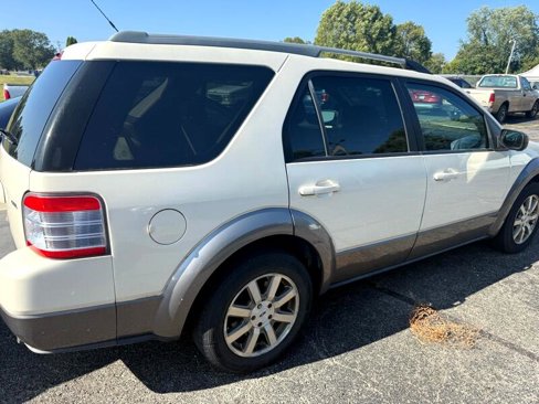 Used 2008 Ford Taurus Limited image 14