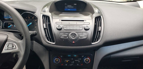 Used 2018 Ford Escape SE image 12