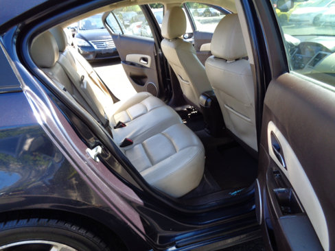 Used 2014 Chevrolet Cruze LT w/ Sun, Sound and Sport Package image 15