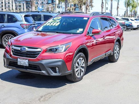 Used 2022 Subaru Outback Premium image 3