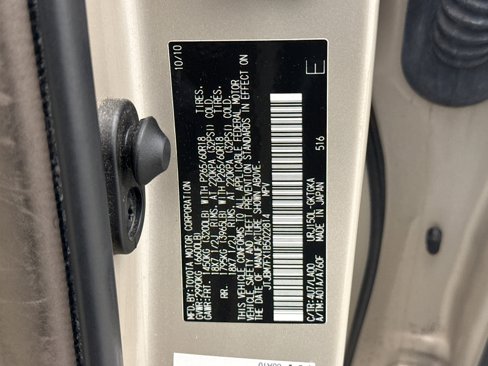 Used 2011 Lexus GX 460 image 11