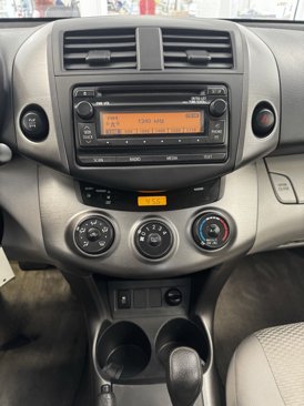Used 2012 Toyota RAV4 4WD image 14