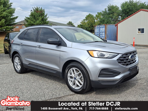 Used 2021 Ford Edge SE image 1