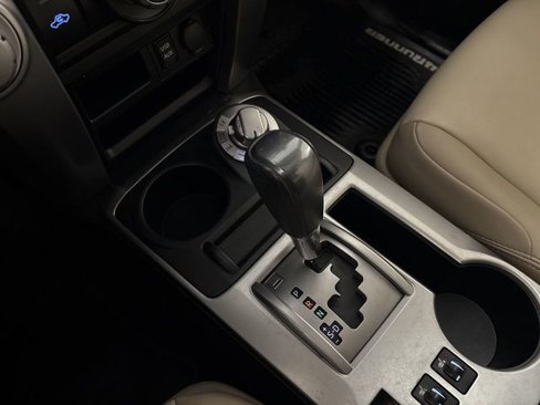 Used 2019 Toyota 4Runner SR5 Premium image 31