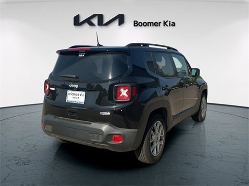 Used 2021 Jeep Renegade Latitude w/ Convenience Group image 5