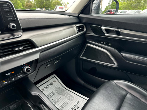 Used 2020 Kia Telluride LX image 17