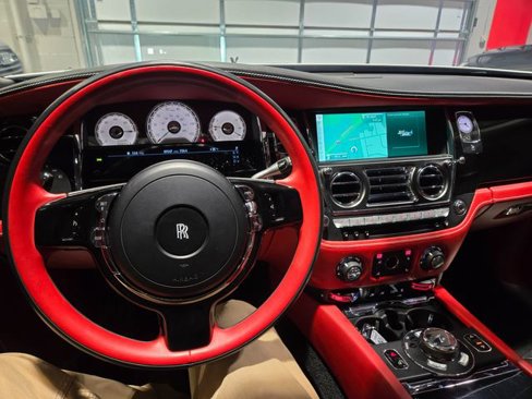 Used 2017 Rolls-Royce Ghost Black Badge image 11