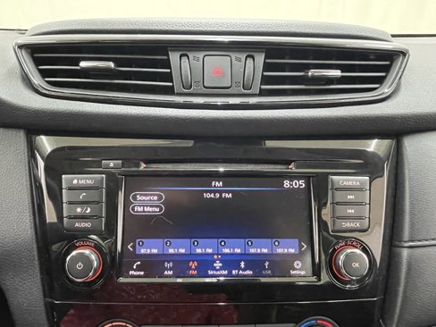 Used 2019 Nissan Rogue S image 26