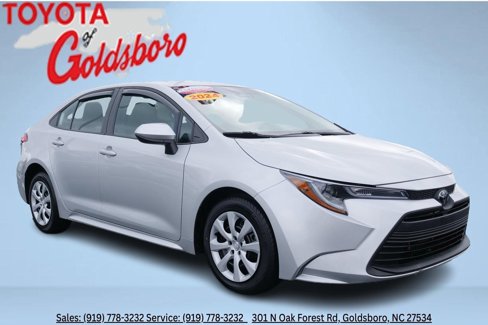 Used 2024 Toyota Corolla LE image 1
