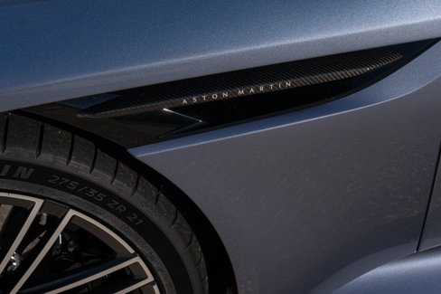 Used 2024 Aston Martin DB12 Coupe image 24