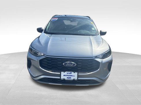 Used 2024 Ford Escape ST-Line w/ Tech Pack #1 image 9