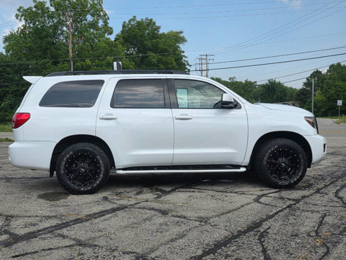 Used 2008 Toyota Sequoia SR5 image 7