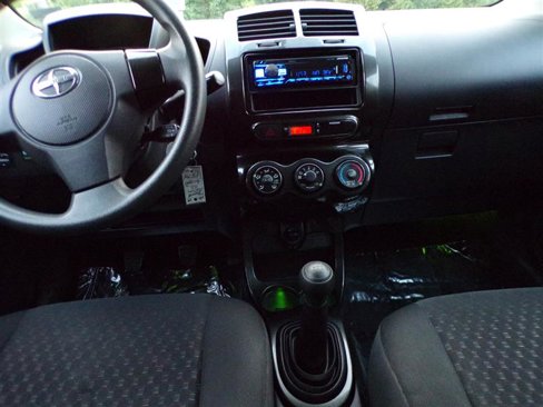 Used 2009 Scion xD image 30