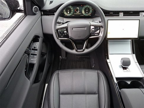 Used 2025 Land Rover Range Rover Evoque S image 6